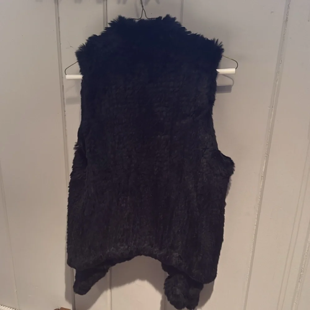 Authentic Rabbit Fur Vest - Picture 5 of 8